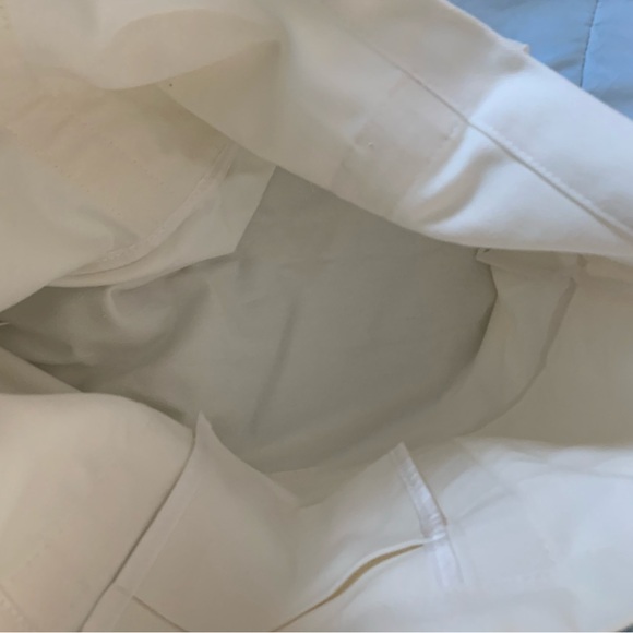 Comfrt White Tote Bag NWT - Picture 6 of 7